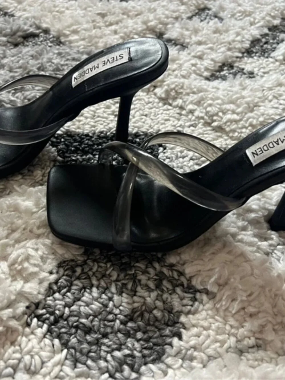 Steve Madden good size